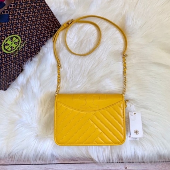 Tory Burch Quilted Daisy Alexa Combo Crossbody Bag - Picture 7 of 8